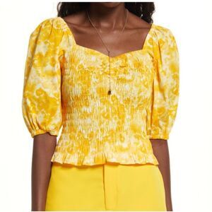 Open Edit Yellow Fuff sleeve smocked top size xxs